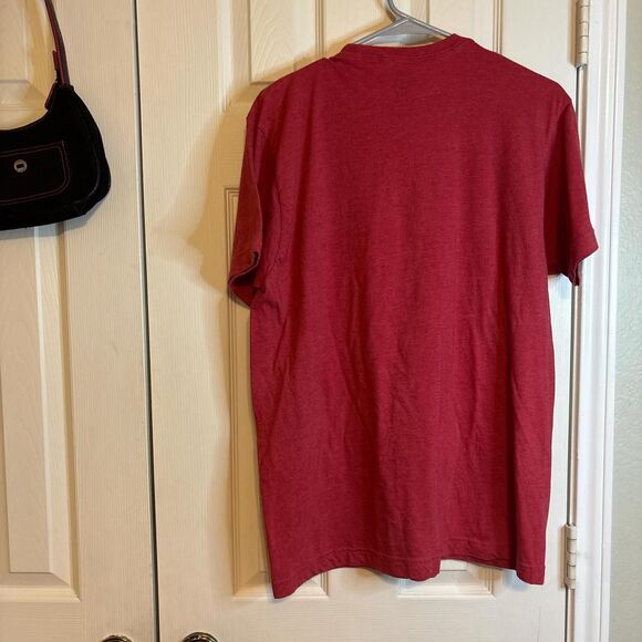 Sunday Cool Large Red Winterfest Christian Graphic Tee Unisex - Picture 4 of 4